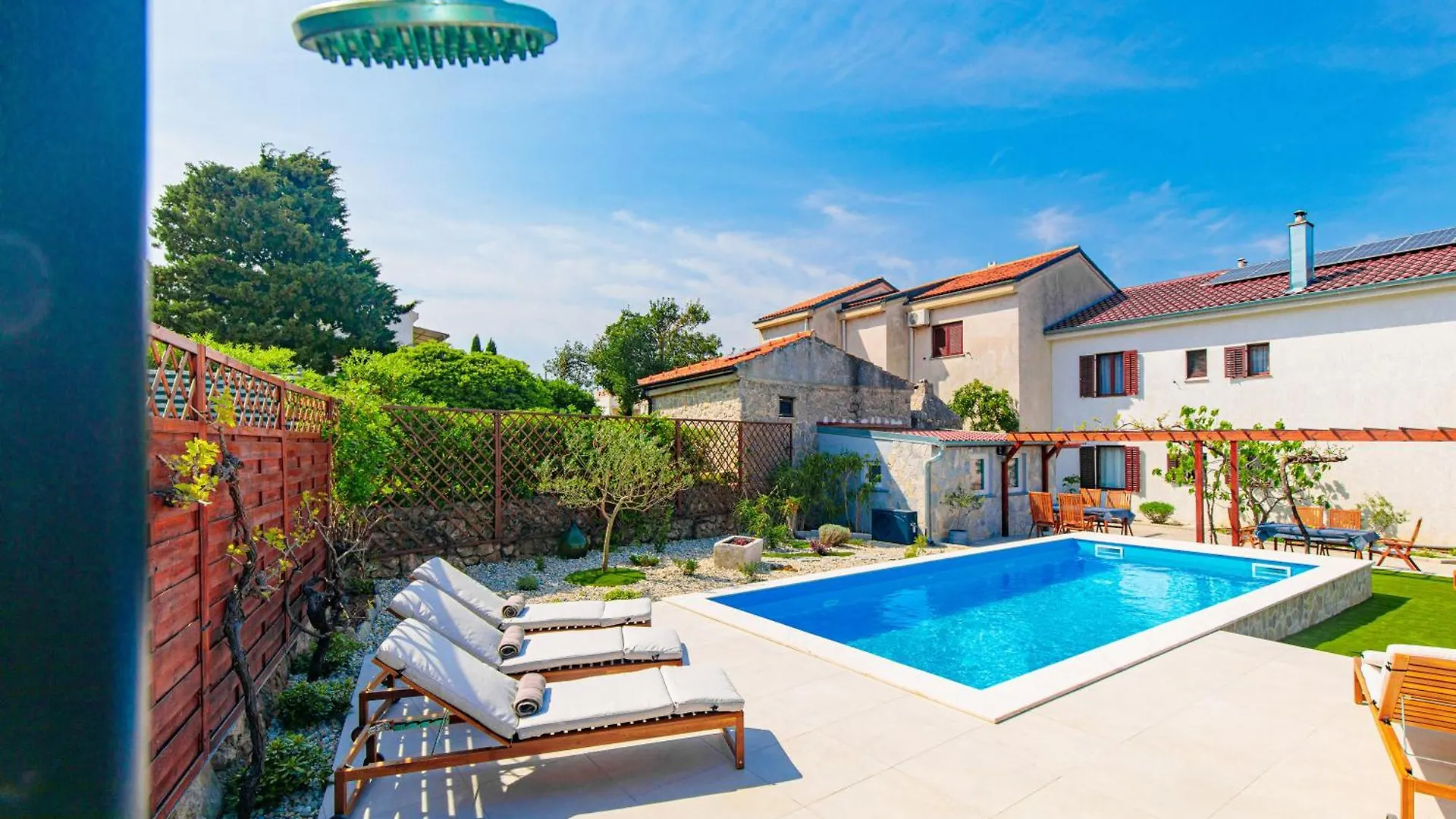 Home Away From Home With A Heated Pool Punat Apartment